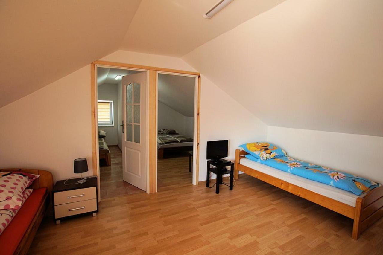 Agroturystka Na Polanie Apartment Swieta Katarzyna  Exterior foto