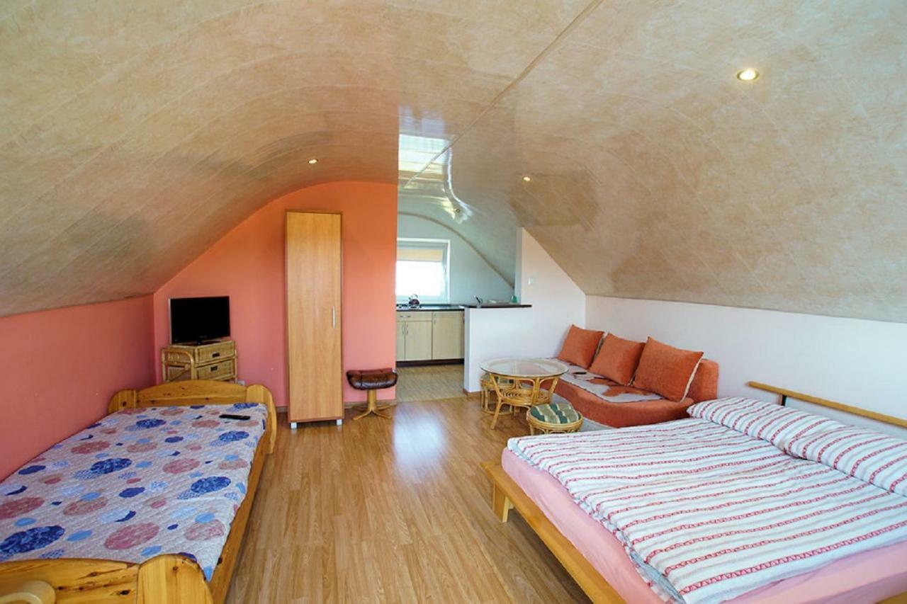 Agroturystka Na Polanie Apartment Swieta Katarzyna  Exterior foto