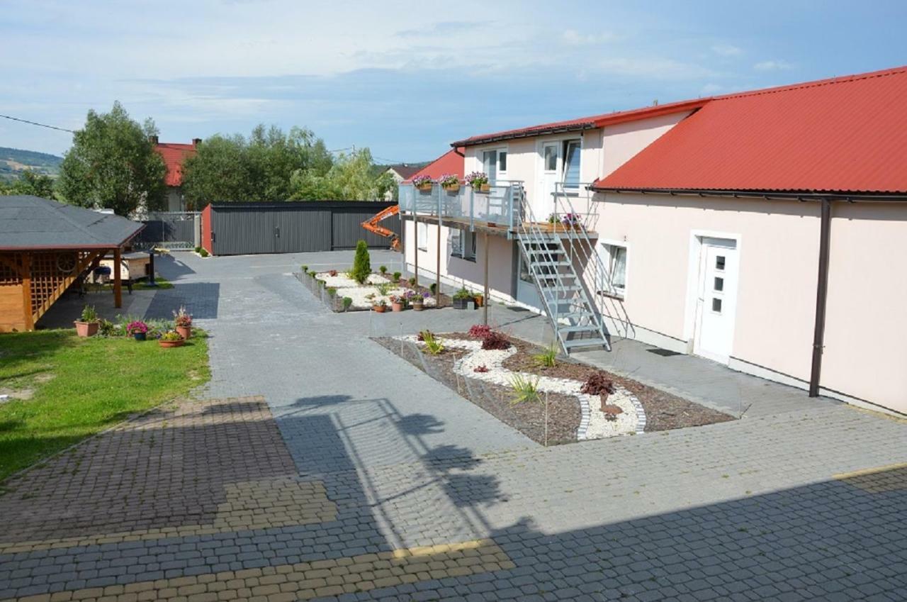 Agroturystka Na Polanie Apartment Swieta Katarzyna  Exterior foto